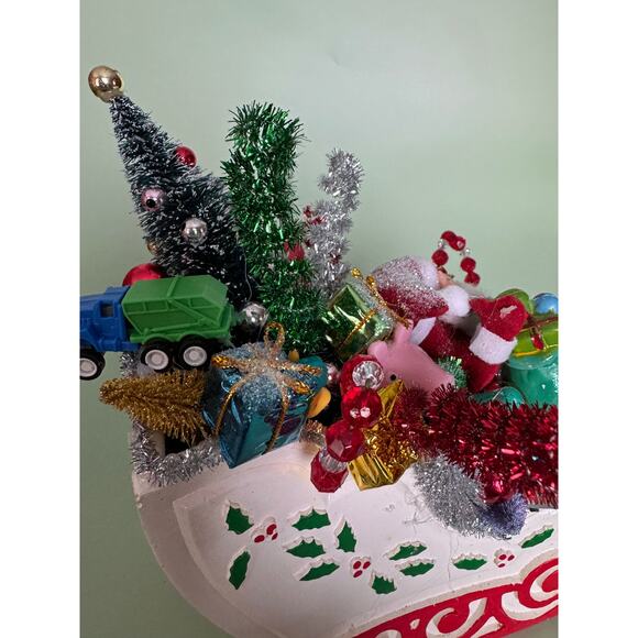 Vintage-Style Handmade Christmas Santa Sleigh Assemblage – Bottle Brush Tree - Picture 7 of 10